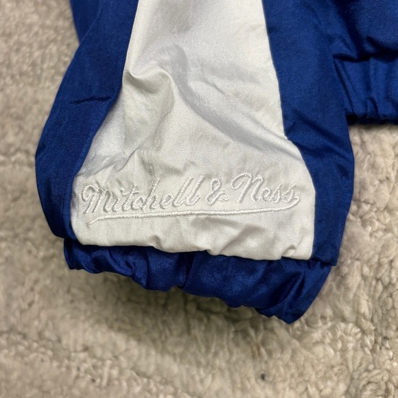 Mitchell & Ness Windbreaker New York Giants Women Large Blue Full Zip NFL Jacket - Picture 5 of 11